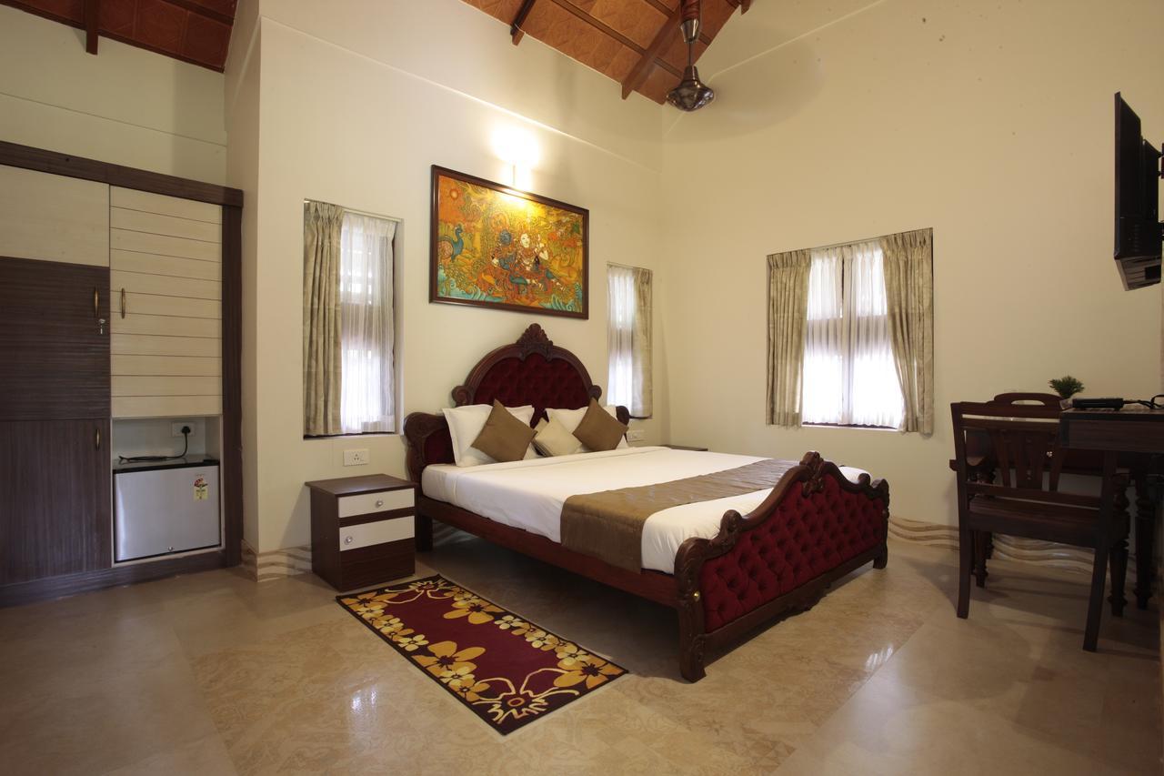 Neelambari Resorts Urakam Exterior foto